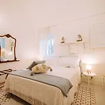 Sardella 住宿加早餐酒店 4*