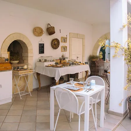 Sardella Nocleg ze śniadaniem 4*